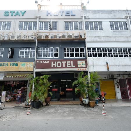 Oyo 1190 Nice Stay Hotel Raub Dış mekan fotoğraf