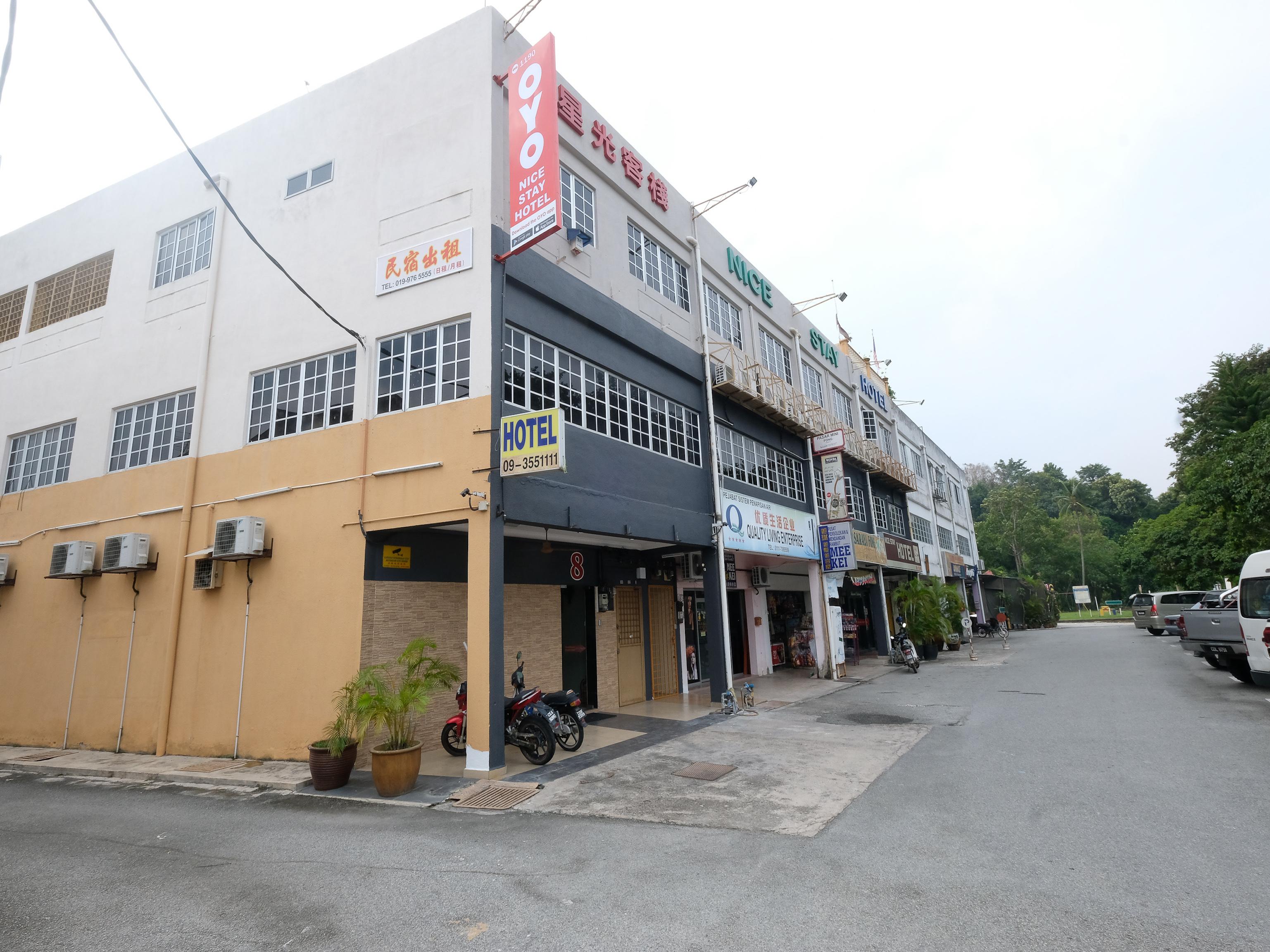 Oyo 1190 Nice Stay Hotel Raub Dış mekan fotoğraf