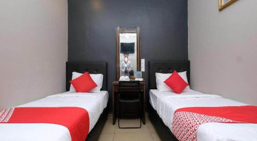 Oyo 1190 Nice Stay Hotel Raub Dış mekan fotoğraf